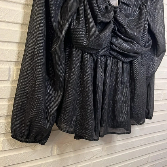 Torrid Black Peplum Keyhole Smocked Blouse, Women’s Size Large - Picture 6 of 10